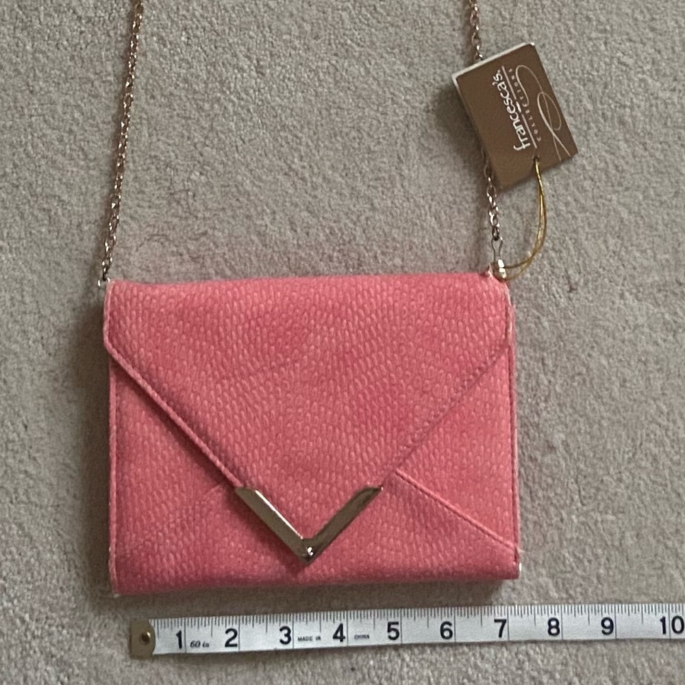 Francesca‘s metal tip envelope wallet